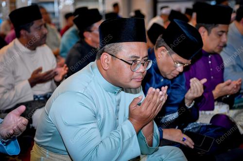 DATUK SERI AMIRUDIN SHARI