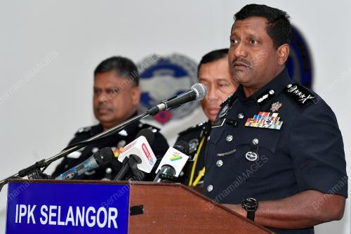 DATUK HUSSEIN OMAR KHAN