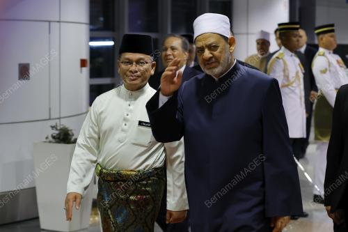PROF DR AHMAD MUHAMMAD AHMAD AT-TAYYEB