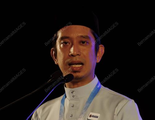 ADAM ADLI ABD HALIM