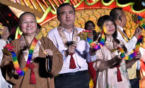 ANTHONY LOKE