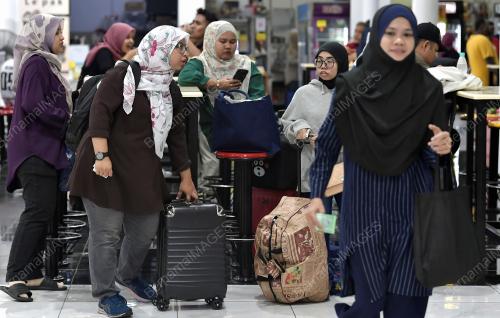 TINJAUAN WARGA KOTA PULANG KE KAMPUNG