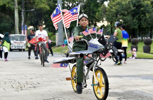 SEMARAKAN SEMANGAT PATRIOTISME