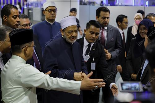PROF DR AHMAD MUHAMMAD AHMAD AT-TAYYEB