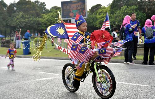 SEMARAKAN SEMANGAT PATRIOTISME