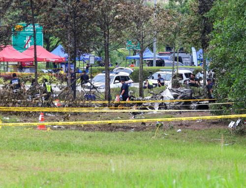 NAHAS PESAWAT TERHEMPAS DI ELMINA SHAH ALAM