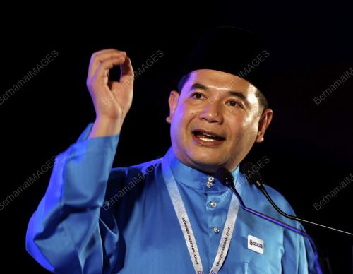 RAFIZI RAMLI