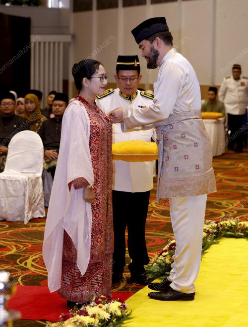 TENGKU AMIR SHAH