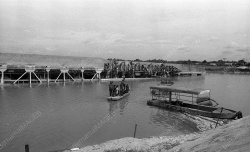 SG51_29102015_KAPAL_KOREK