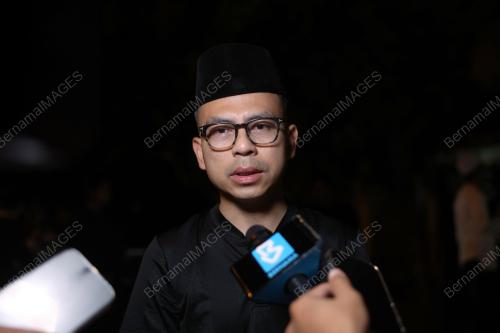 FAHMI FADZIL