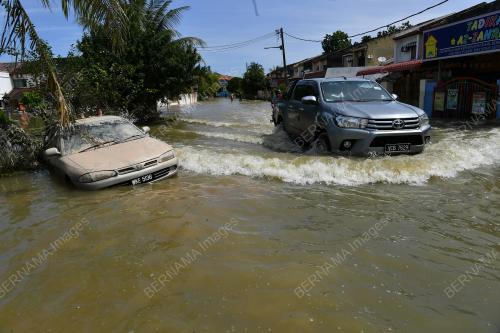 TINJAUAN BANJIR