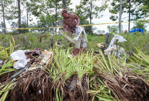 NAHAS PESAWAT TERHEMPAS DI ELMINA SHAH ALAM