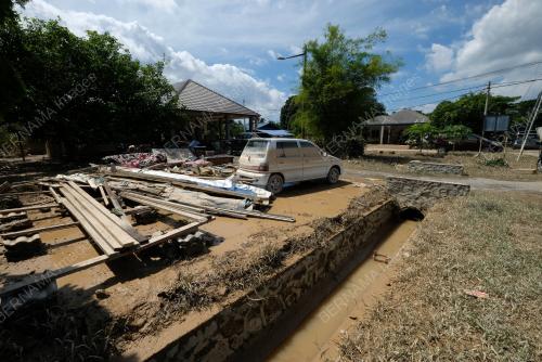 TINJAUAN BANJIR