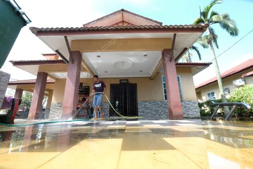 TINJAUAN BANJIR