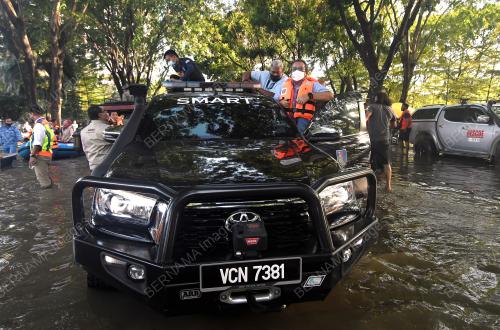 DATUK DR ABDUL LATIFF AHMAD