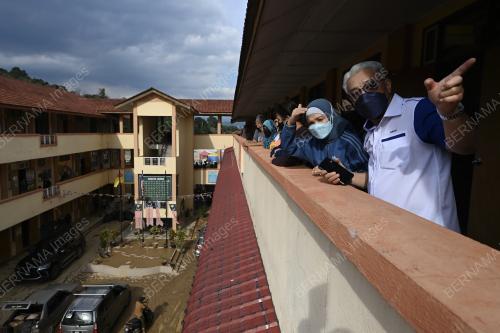 DATIN SERI MUHAINI ZAINAL ABIDIN