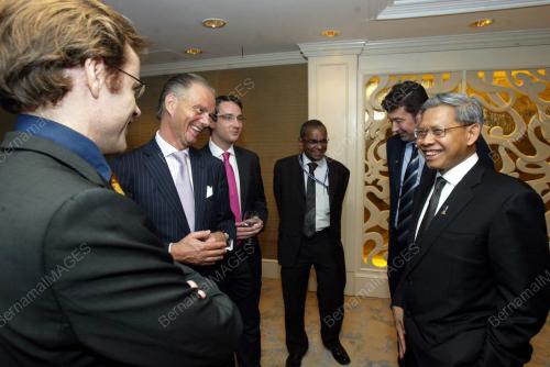 DATUK SERI MUSTAPA MOHAMED