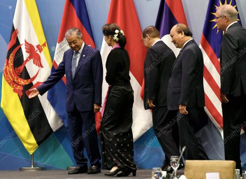 SGP01_14112018_ASEAN-AUSTRALIA