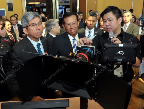 SGP01_18062013_MENTERI_ICT