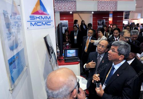 SGP01_19062012_COMMUNICASIA_2012