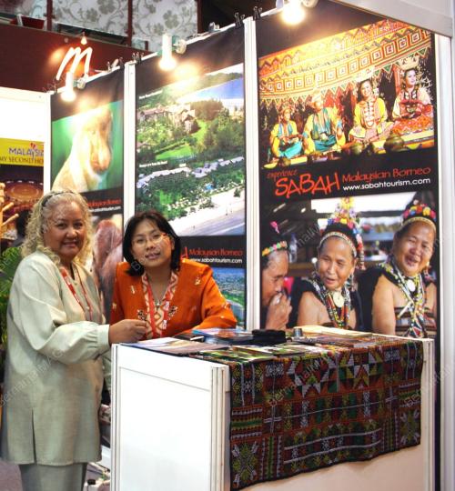 PAMERAN PERLANCONGAN ASIA