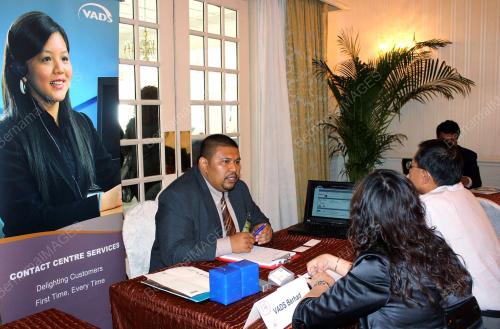 MALAYSIA PROMOTES OUTSOURCING IN SINGAPORE