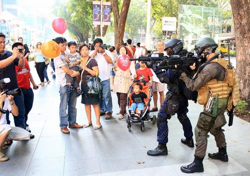 HARI BELIA SINGAPURA