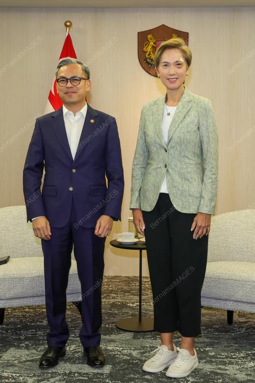 FAHMI FADZIL 
