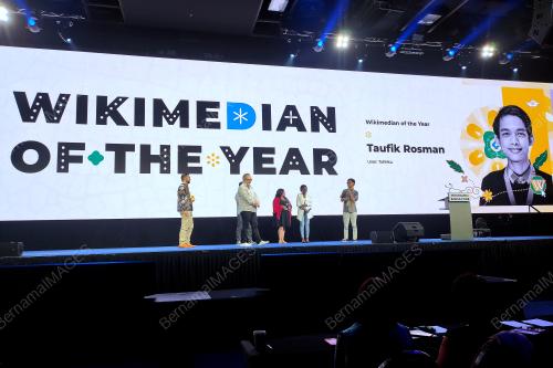 TAUFIK ROSMAN