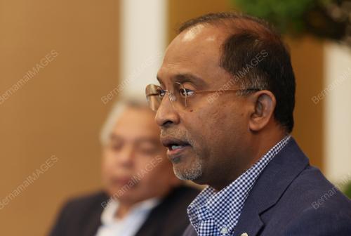 DATUK SERI DR ZAMBRY ABD KADIR