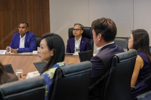 FAHMI FADZIL 