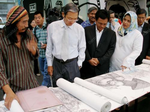MOHD SHAFIE APDAL