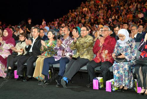 SGP04_01112019_MUZIKA_EKSTRAVAGANZA