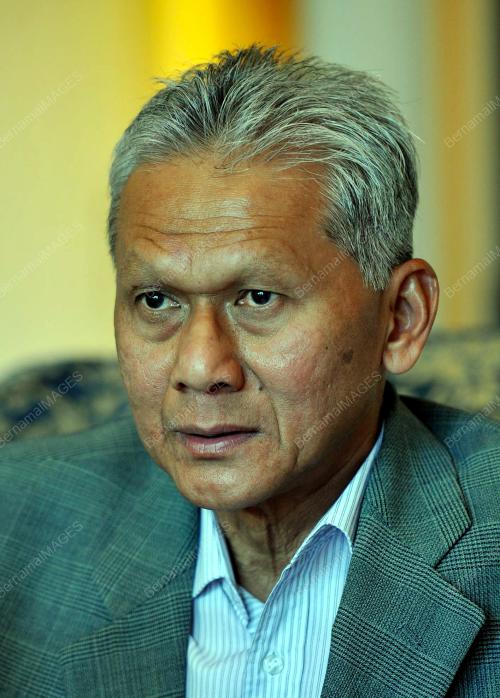 SGP04_18052014_HUSNI_-_MEDIA