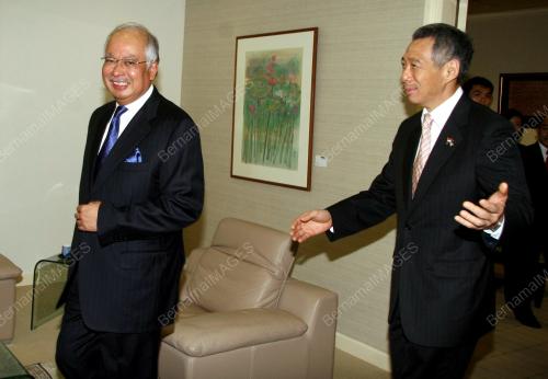 MOHD NAJIB TUN ABDUL RAZAK