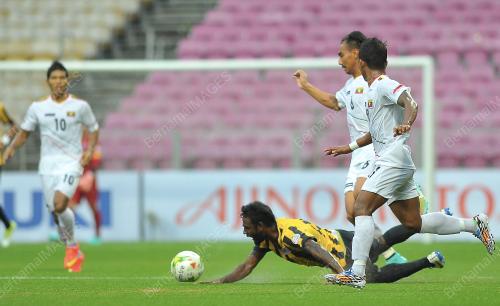 SGP04_23112014_AFF14