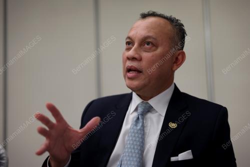 DATUK SERI AHMAD FADIL SHAMSUDDIN