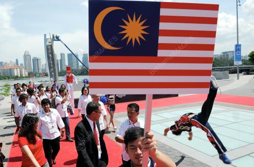 SGP05_02062015_BENDERA