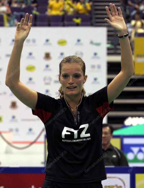 JUARA PERSEORANGAN WANITA