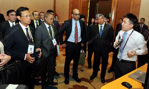 SGP05_17062013_MENTERI_ICT