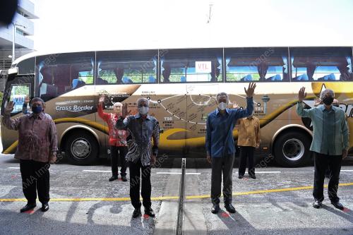 DATUK SERI ISMAIL SABRI YAAKOB