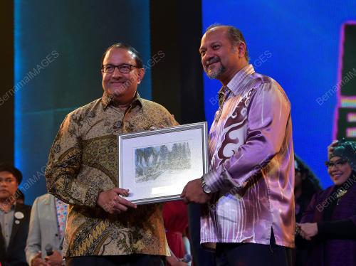SGP06_01112019_MUZIKA_EKSTRAVAGANZA
