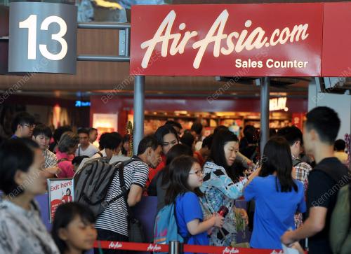 SGP06_29122014_CHANGI-AIRASIA