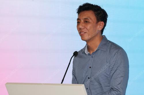 JEFFREY SIOW
