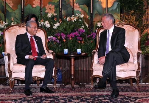SGP08_12112018_MAHATHIR_LEE