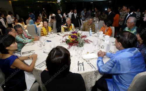 NAJIB TUN ABDUL RAZAK