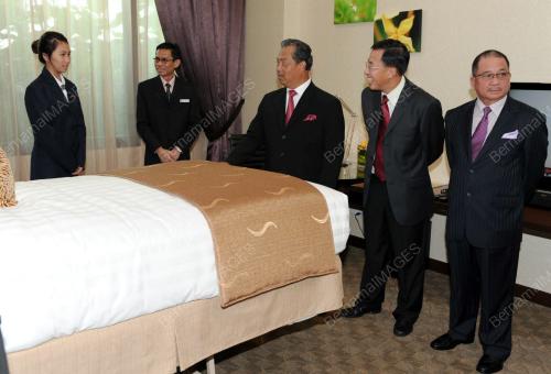 TAN SRI MUHYIDDIN YASSIN