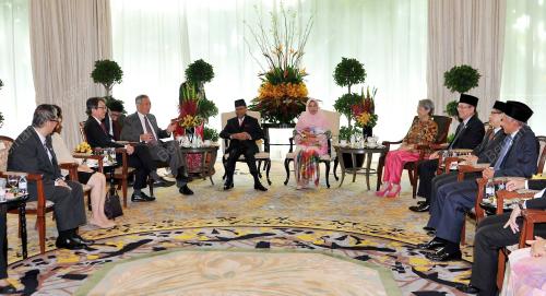 SGP09_20052014_AGONG_LOONG