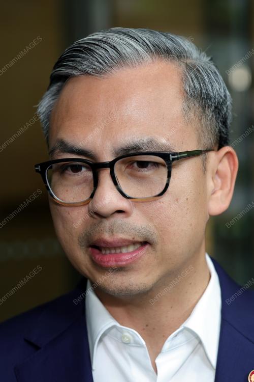 FAHMI FADZIL 