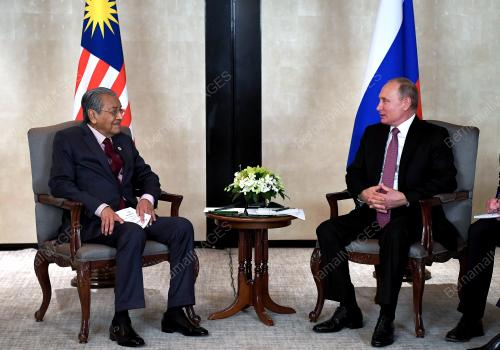 SGP13_13112018_MAHATHIR_PUTIN